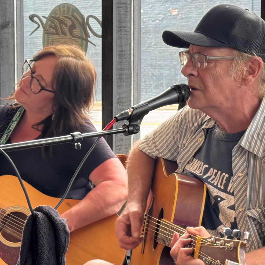 Amy Garland & Nick Devlin